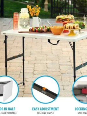 4ft - Rectangular table